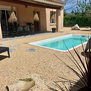  Hébergement de vacances Maison Piscine & Pont D'arc